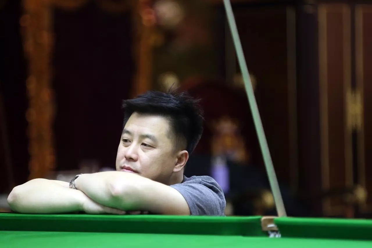 跳伞爱好者 跳伞爱好者