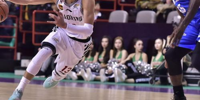 后腰与双内 后腰与双内